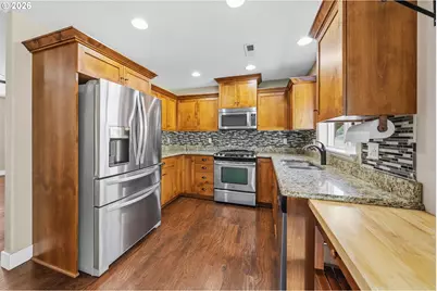 613 Brooks Loop, Sutherlin, OR 97479 - Photo 11