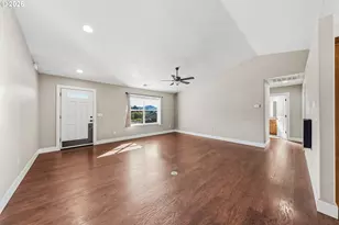 613 Brooks Loop, Sutherlin, OR 97479 - Photo 7