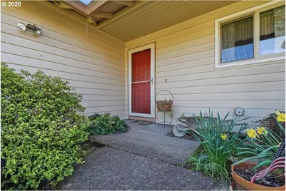 2559 S Dogwood Ter, Cornelius, OR 97113 - Photo 3