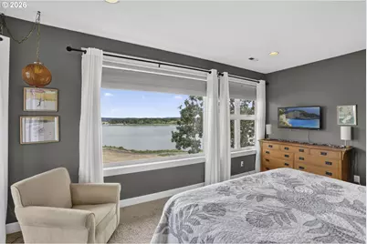 434 S 2nd St, Saint Helens, OR 97051 - Photo 9