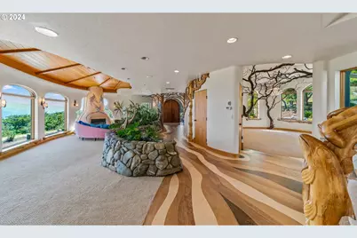 2700 N Valley View Rd, Ashland, OR 97520 - Photo 17