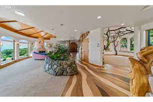 2700 N Valley View Rd, Ashland, OR 97520 - Photo 17