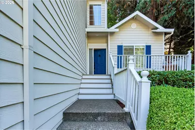 9537 SW Jonathan Ct, Portland, OR 97219 - Photo 3