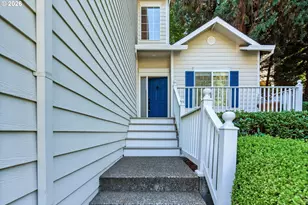 9537 SW Jonathan Ct, Portland, OR 97219 - Photo 3