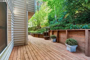 9537 SW Jonathan Ct, Portland, OR 97219 - Photo 43