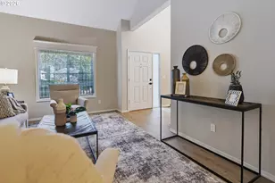 9537 SW Jonathan Ct, Portland, OR 97219 - Photo 9