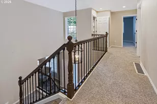 9537 SW Jonathan Ct, Portland, OR 97219 - Photo 31
