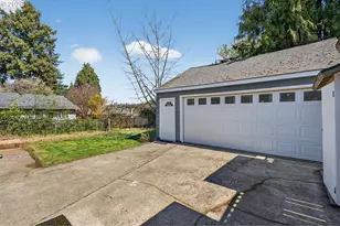 4146 NE 69th Ave, Portland, OR 97218 - Photo 43