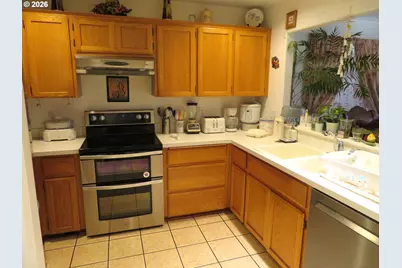 2485 N Holladay St, Cornelius, OR 97113 - Photo 11