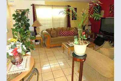 2485 N Holladay St, Cornelius, OR 97113 - Photo 9