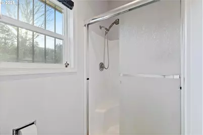 4411 E 15th St, Vancouver, WA 98661 - Photo 23