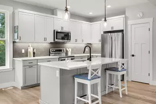 37330 Labiske Ln, Astoria, OR 97103 - Photo 3