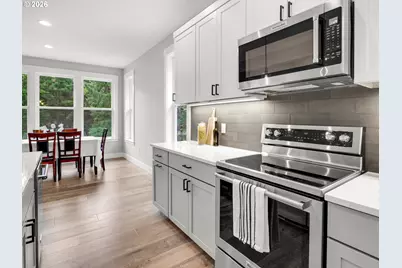 37330 Labiske Ln, Astoria, OR 97103 - Photo 7