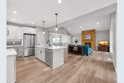 37330 Labiske Ln, Astoria, OR 97103 - Photo 11