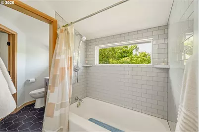 319 S Center St, Oregon City, OR 97045 - Photo 25