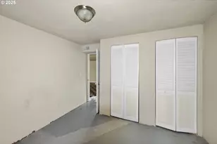 1215 NE 118th Ave, Portland, OR 97220 - Photo 35