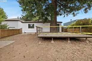 1215 NE 118th Ave, Portland, OR 97220 - Photo 45