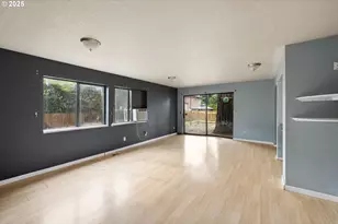 1215 NE 118th Ave, Portland, OR 97220 - Photo 5