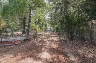 15652 Henrici Rd, Oregon City, OR 97045 - Photo 23