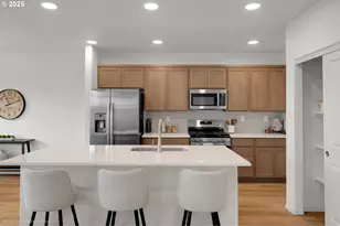 2347 W 10th Ave, Junction City, OR 97448 - Photo 17