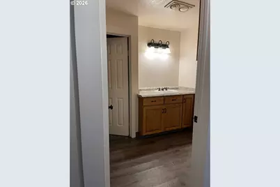 1017 5th St, Oregon City, OR 97045 - Photo 13