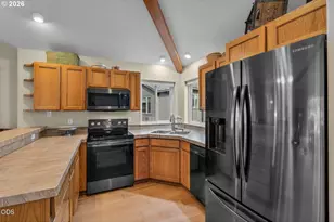 8520 Golden Pheasant Ct, Redmond, OR 97756 - Photo 7