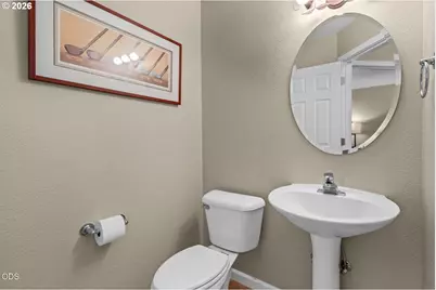 8520 Golden Pheasant Ct, Redmond, OR 97756 - Photo 21