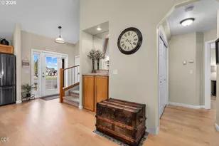 8520 Golden Pheasant Ct, Redmond, OR 97756 - Photo 11