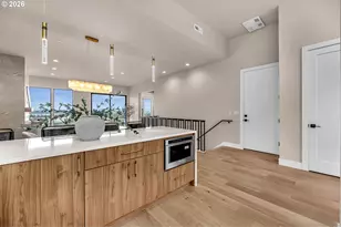 2421 E 6th St, Vancouver, WA 98661 - Photo 19