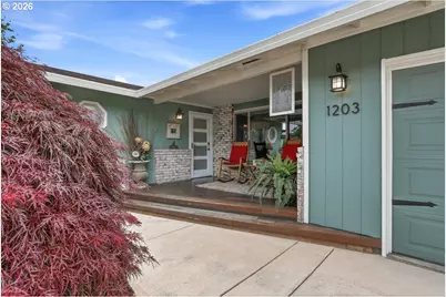 1203 NE 98th Ave, Vancouver, WA 98664 - Photo 3