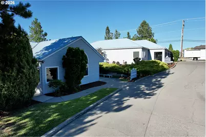 1805 E 19th St, The Dalles, OR 97058 - Photo 5