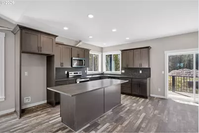 233 E St, Vernonia, OR 97064 - Photo 9