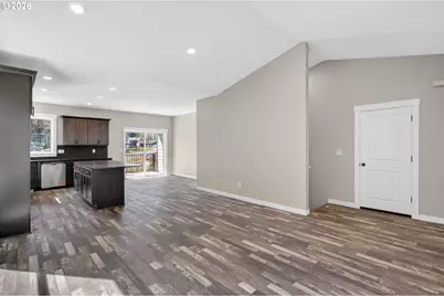 233 E St, Vernonia, OR 97064 - Photo 5