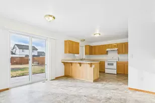 1440 NE Misty Dr, Hermiston, OR 97838 - Photo 5