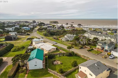 000 Ocean Dr SW, Bandon, OR 97411 - Photo 13