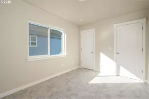 8355 N Newman Ave, Portland, OR 97203 - Photo 29