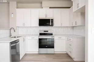 8355 N Newman Ave, Portland, OR 97203 - Photo 15