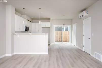 8355 N Newman Ave, Portland, OR 97203 - Photo 11