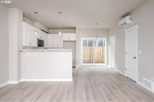 8355 N Newman Ave, Portland, OR 97203 - Photo 11