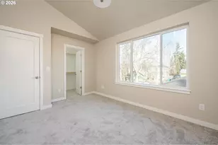 8355 N Newman Ave, Portland, OR 97203 - Photo 23