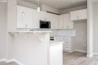 8355 N Newman Ave, Portland, OR 97203 - Photo 13