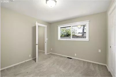 670 NW Connell Ave, Hillsboro, OR 97124 - Photo 17