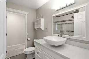 670 NW Connell Ave, Hillsboro, OR 97124 - Photo 17