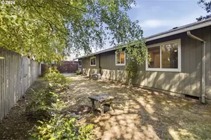 670 NW Connell Ave, Hillsboro, OR 97124 - Photo 27
