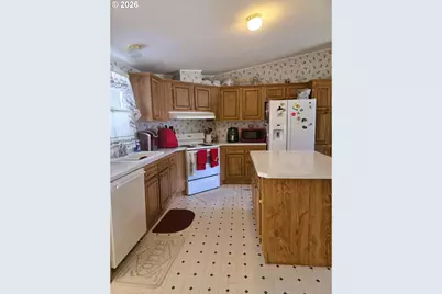 970 W 5th St, Arlington, OR 97812 - Photo 3
