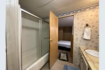 303 Pine Ave, Spray, OR 97874 - Photo 15