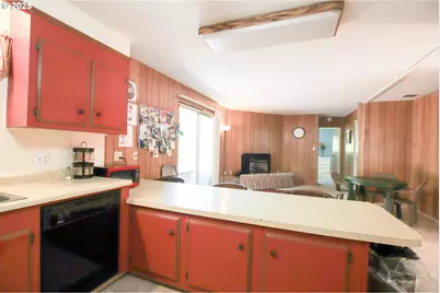 11425 E Mapleton Rd, Mapleton, OR 97453 - Photo 17