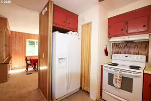 11425 E Mapleton Rd, Mapleton, OR 97453 - Photo 35