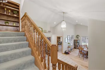 39692 Lacomb Dr, Lebanon, OR 97355 - Photo 5