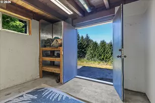19791 NE Brooks Ln, Newberg, OR 97132 - Photo 41